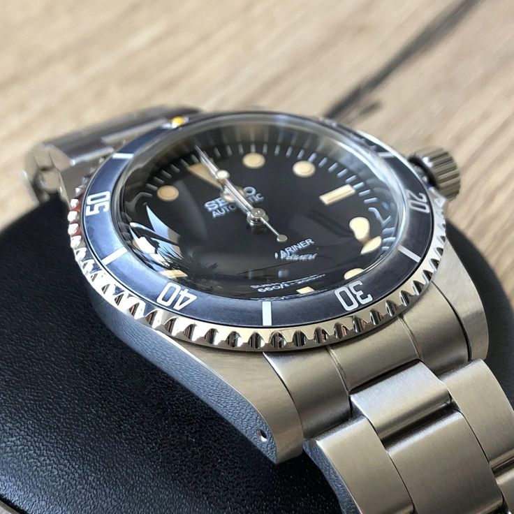 Seiko Submariner vintage 5513 tribute automatic diver "Ghost Bezel"