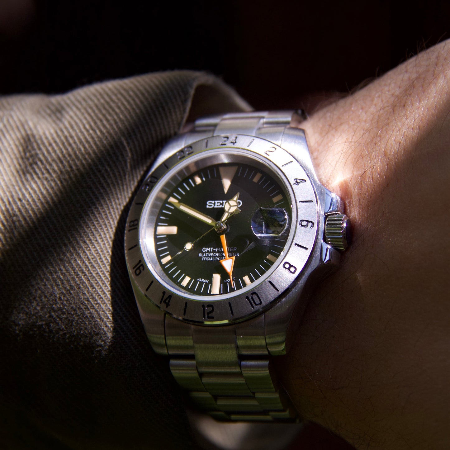 Seiko mod explorer II vintage hommage Steve Mcqueen automatic