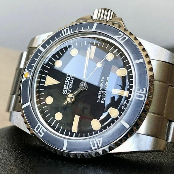 Seiko Submariner vintage 5513 tribute automatic diver "Ghost Bezel"