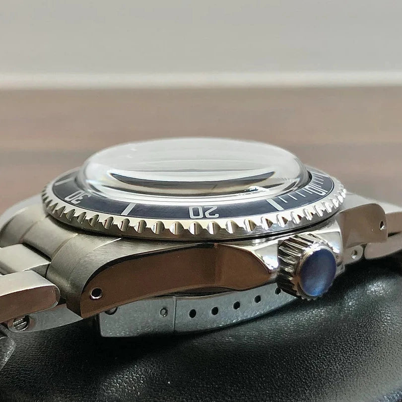 Seiko Submariner vintage 5513 tribute automatic diver "Ghost Bezel"