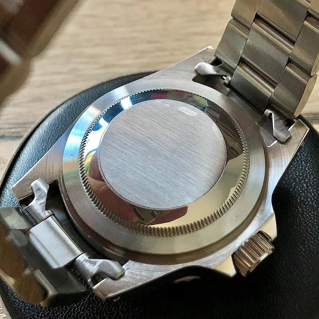 Seiko Submariner vintage 5513 tribute automatic diver "Ghost Bezel"